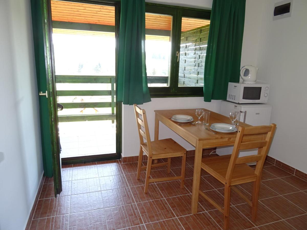 Kisrejtek Apartmanhaz Lispeszentadorján Exterior photo