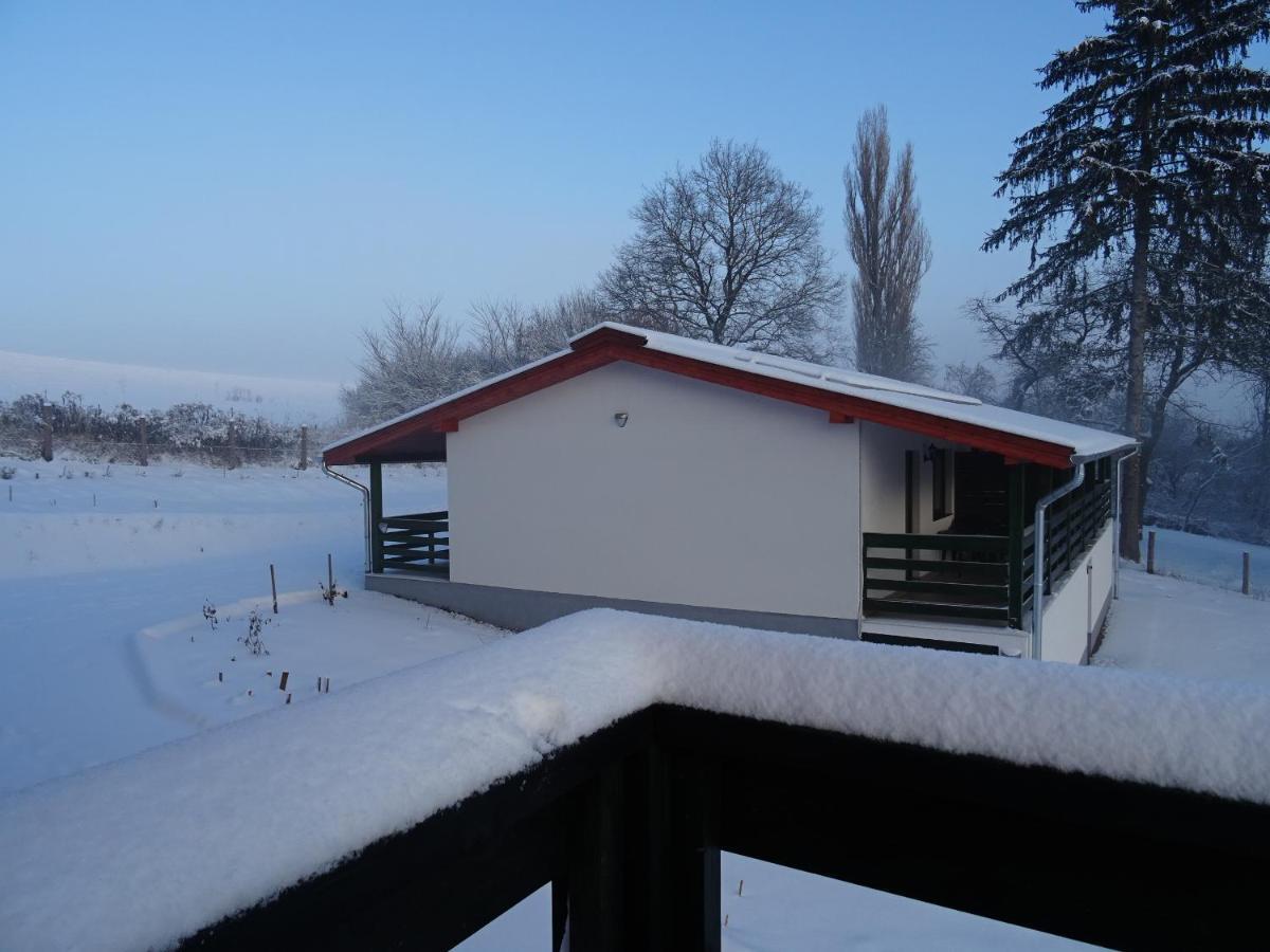 Kisrejtek Apartmanhaz Lispeszentadorján Exterior photo